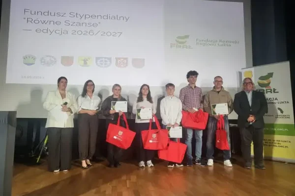 Stypendia „Równe Szanse” dla najzdolniejszych uczniów z gminy Miłakowo