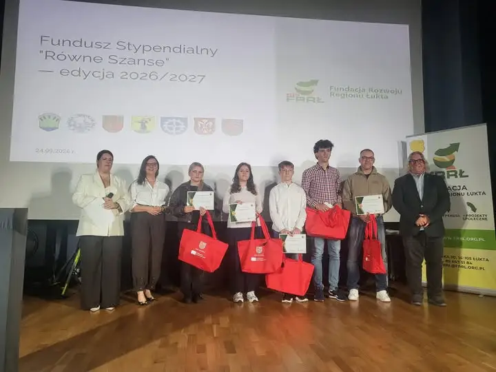Stypendia „Równe Szanse” dla najzdolniejszych uczniów z gminy Miłakowo