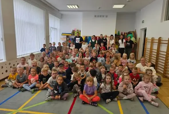 Policjanci z Morąga uczą dzieci bezpieczeństwa na drodze