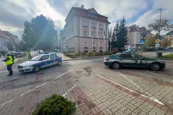 Ćwiczenia służb w Ostródzie: zamknięto ulicę Sobieskiego
