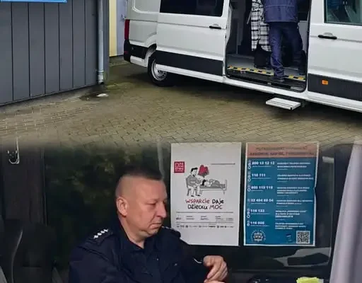 Mobilny Punkt Pomocy Ofiarom Przestępstw przed komendą w Ostródzie