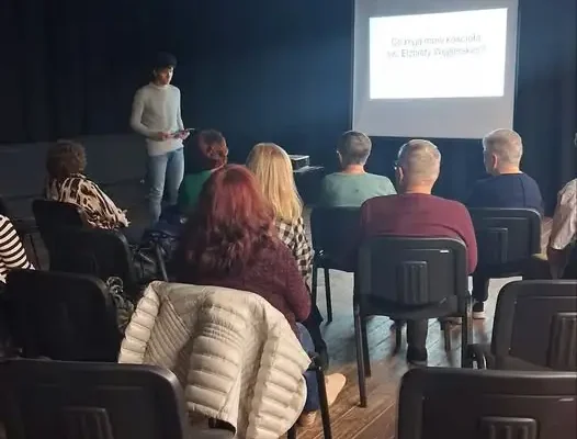 Tajemnice murów kościoła św. Elżbiety w Miłakowie – Spotkanie z Historią przyciągnęło tłumy
