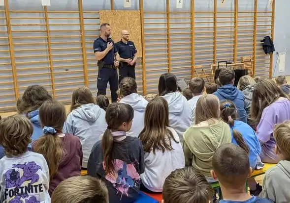 Policja w Ostródzie uczyła uczniów o hejcie i jego skutkach